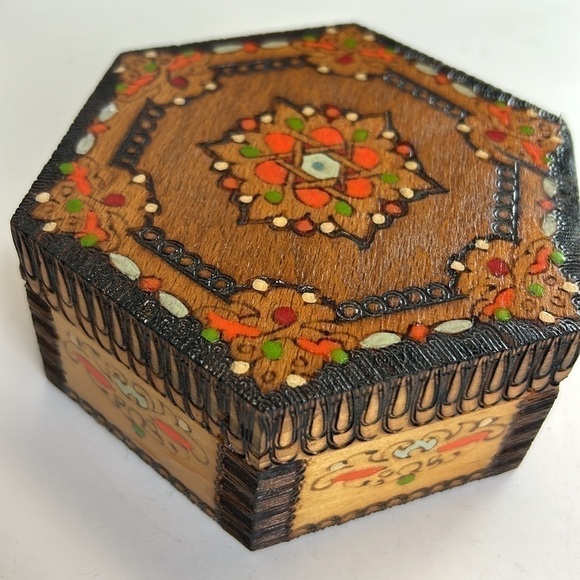 Antique Vintage Wooden Hexagon Hand Painted Box Holder Case Chest 1973 - Picture 2 of 13